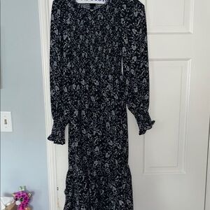 Yakira bella Black and White Floral Dress